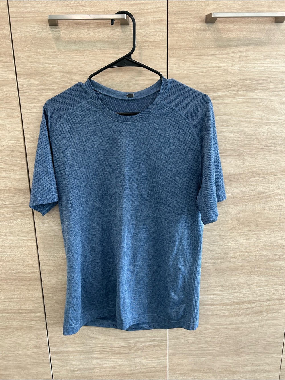 Men’s Lululemon Shirt M